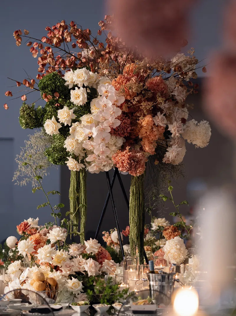 Georgia - Black Flower Stand